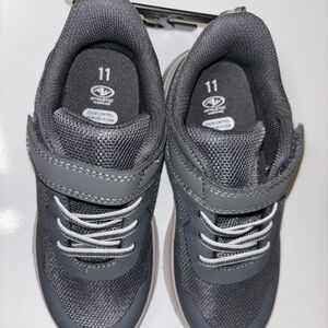 Athletic Works Kids Gray Mesh Hook-and-Loop Sneakers